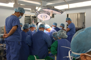 Doctor Lagast meeting and teaching surgery in Gwangiu (Zuid-Korea)