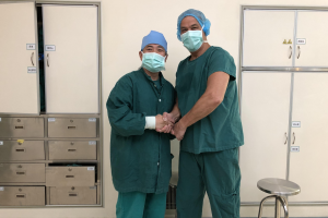 Dokter Lagast op werkbezoek in China