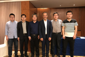 Dokter Lagast op werkbezoek in China