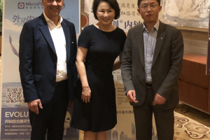 Dokter Lagast op werkbezoek in China