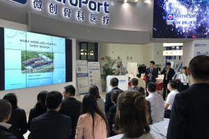 Dokter Lagast op werkbezoek in China